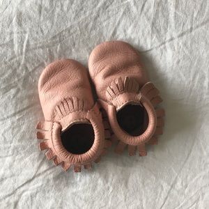 Freshly Picked Moccasins Blush